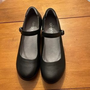 Algeria Harper Mary Jane